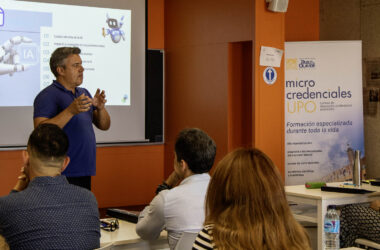 inicio de la microcredencial ‘Innovación Digital 360: IA y herramientas digitales, los aliados para impulsar tu empresa’